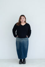 V-Neck Ribbed Twist Knit Top
