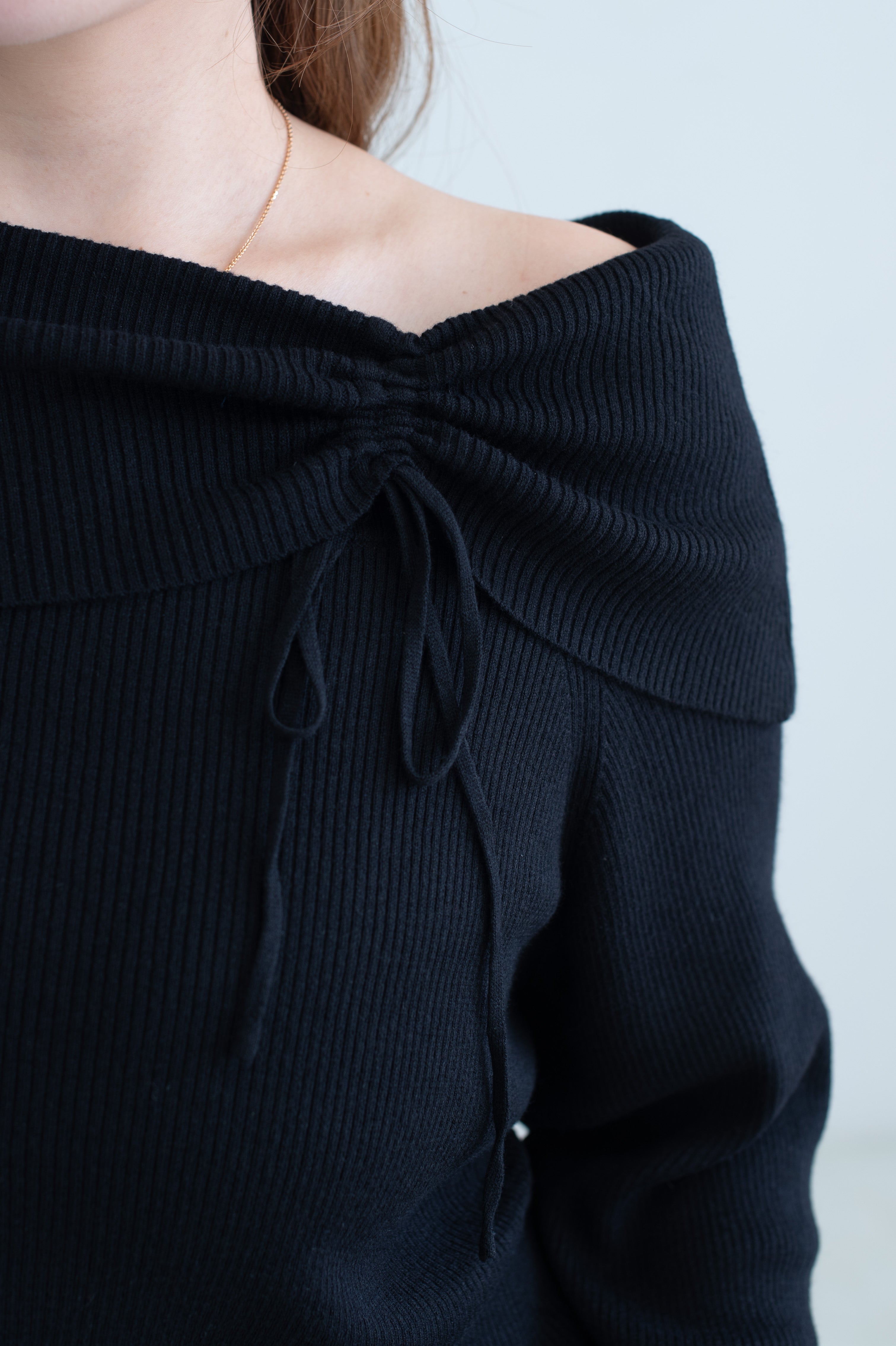 Off-Shoulder Knit Top – FCPlus