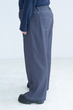Contrast Stitch Straight Leg Jeans