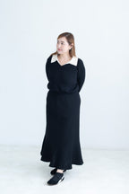 Contrast Collar Knit Top