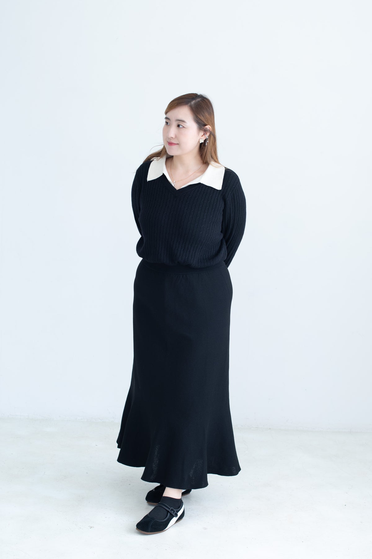 Contrast Collar Knit Top