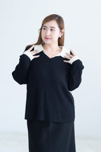 Contrast Collar Knit Top