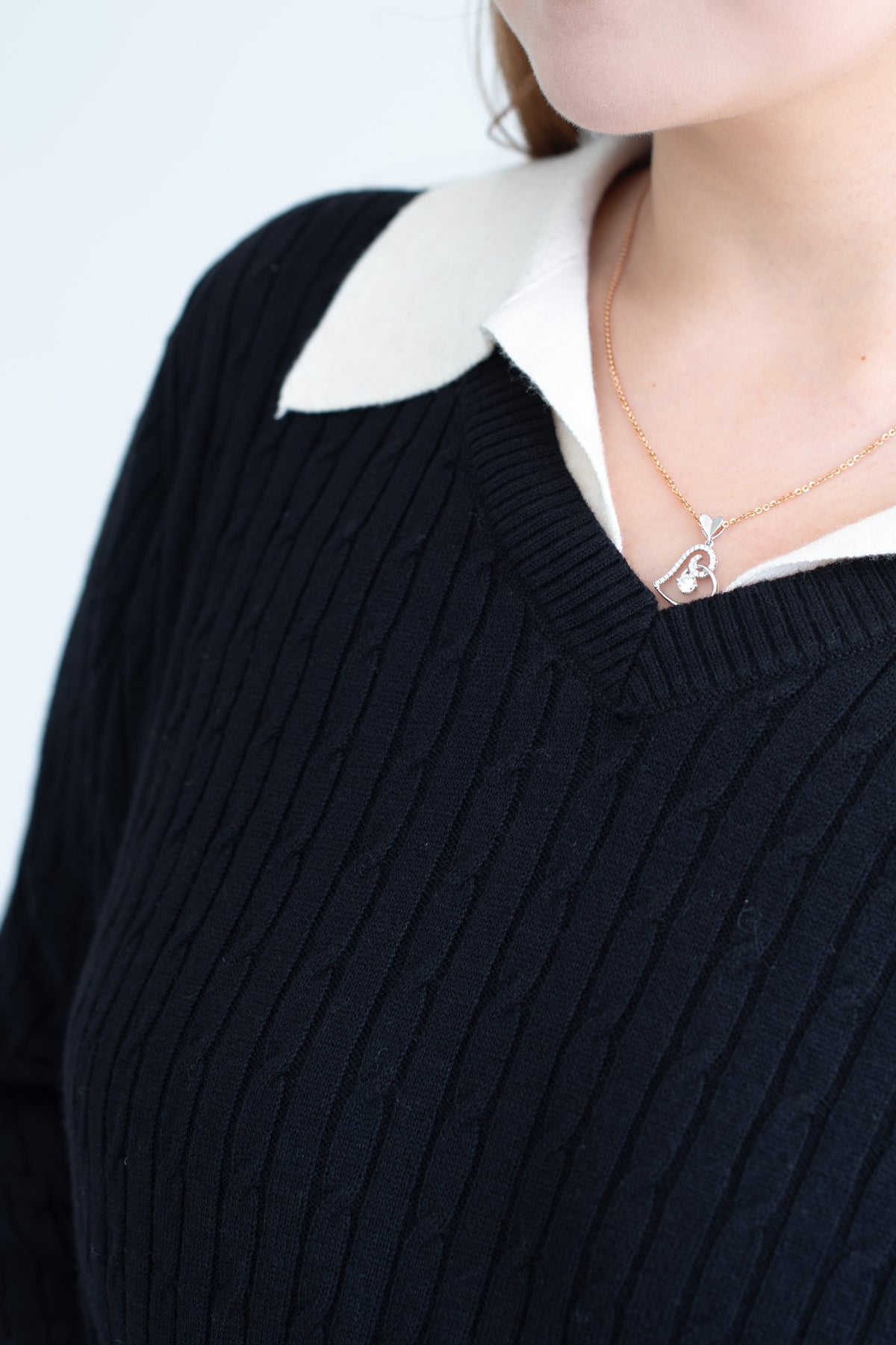 Contrast Collar Knit Top