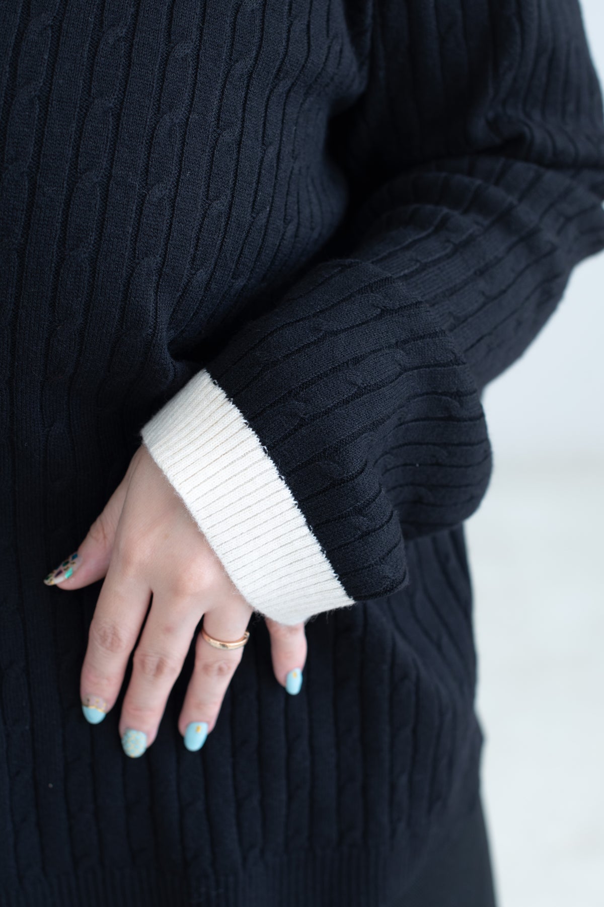 Contrast Collar Knit Top