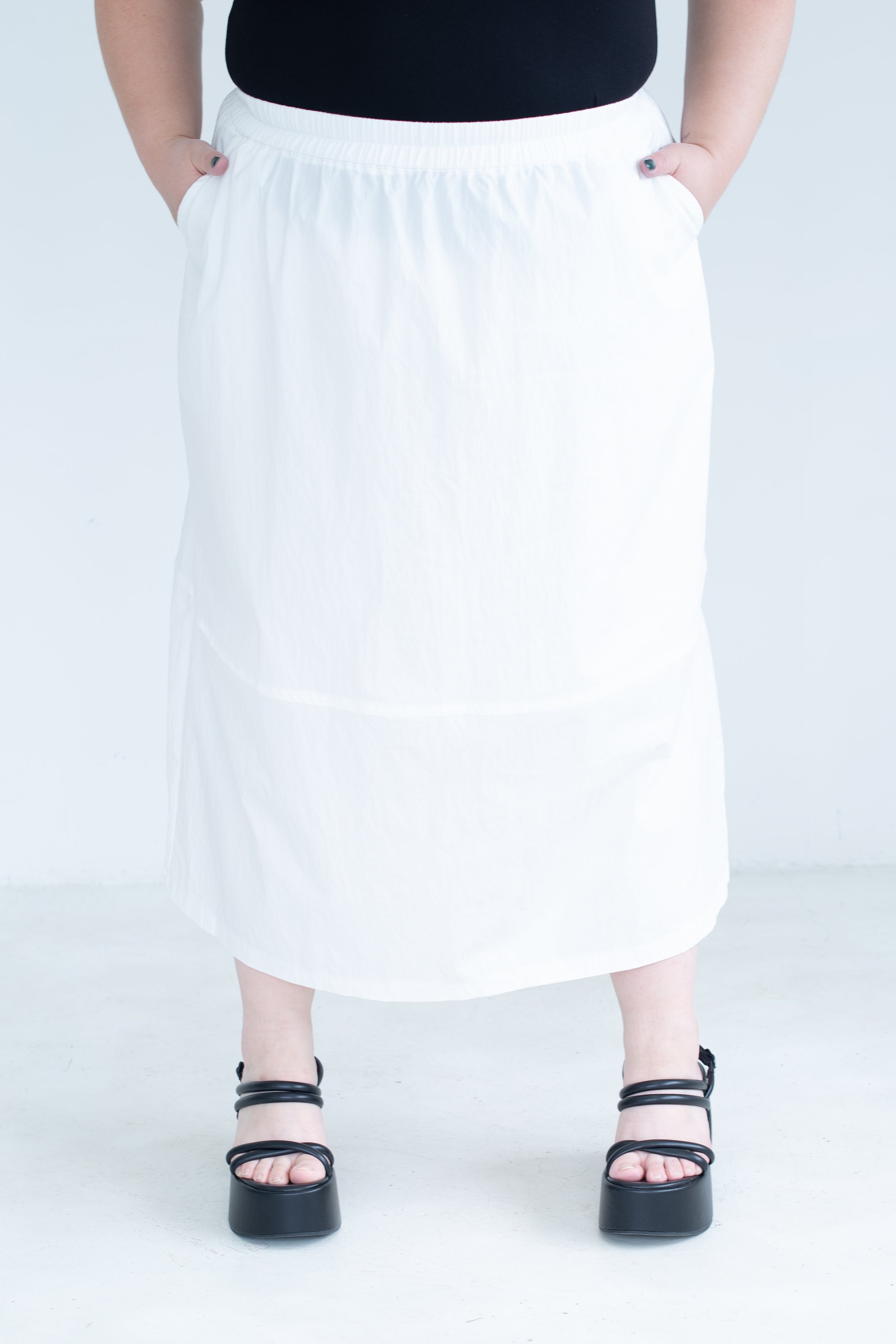 A-Line Elastic Waist Midi Skirt In White