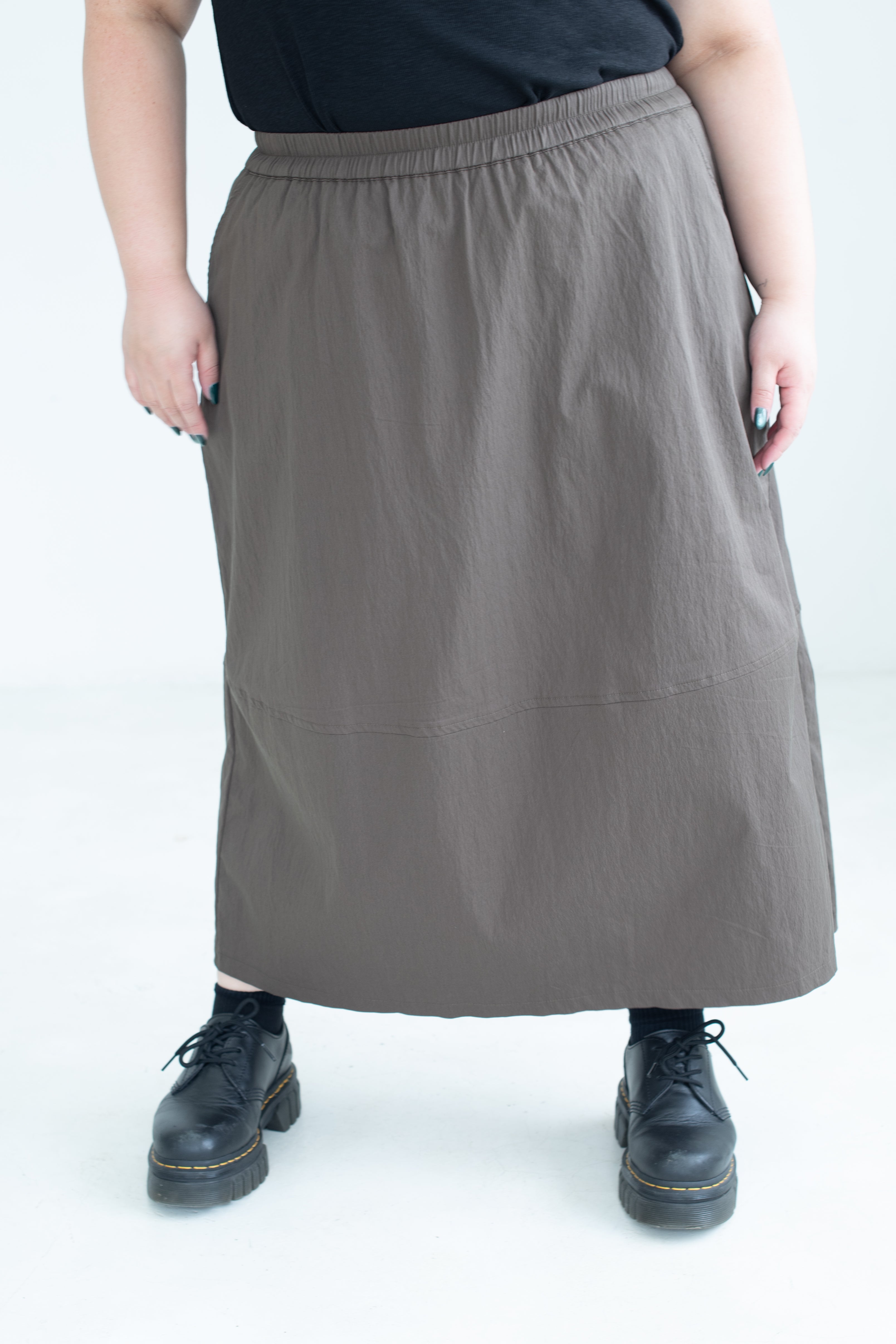 A-Line Elastic Waist Midi Skirt In Olive