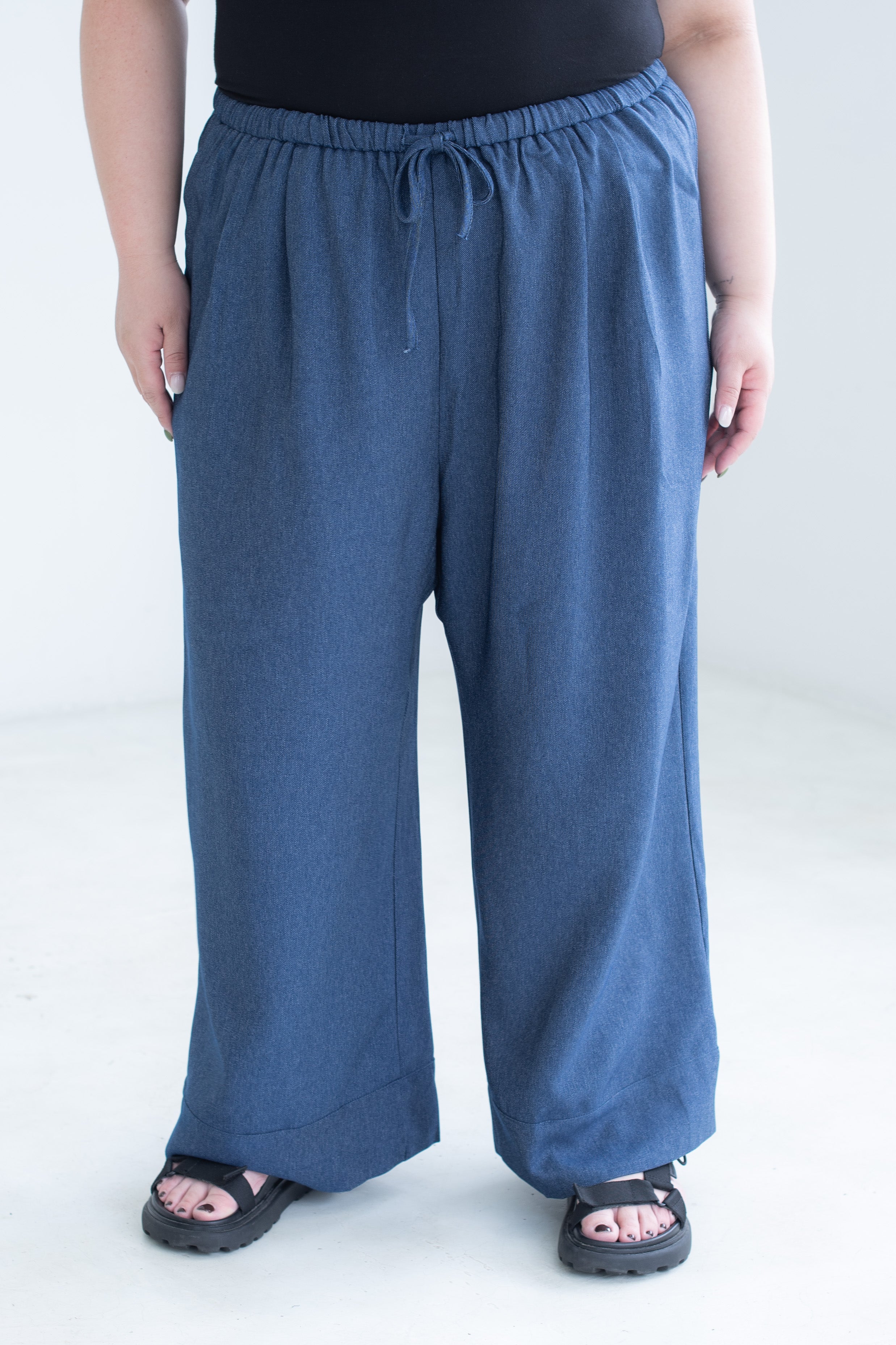 Everyday Denim Wide-Leg Trousers