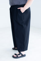 Cocoon Trousers In Black