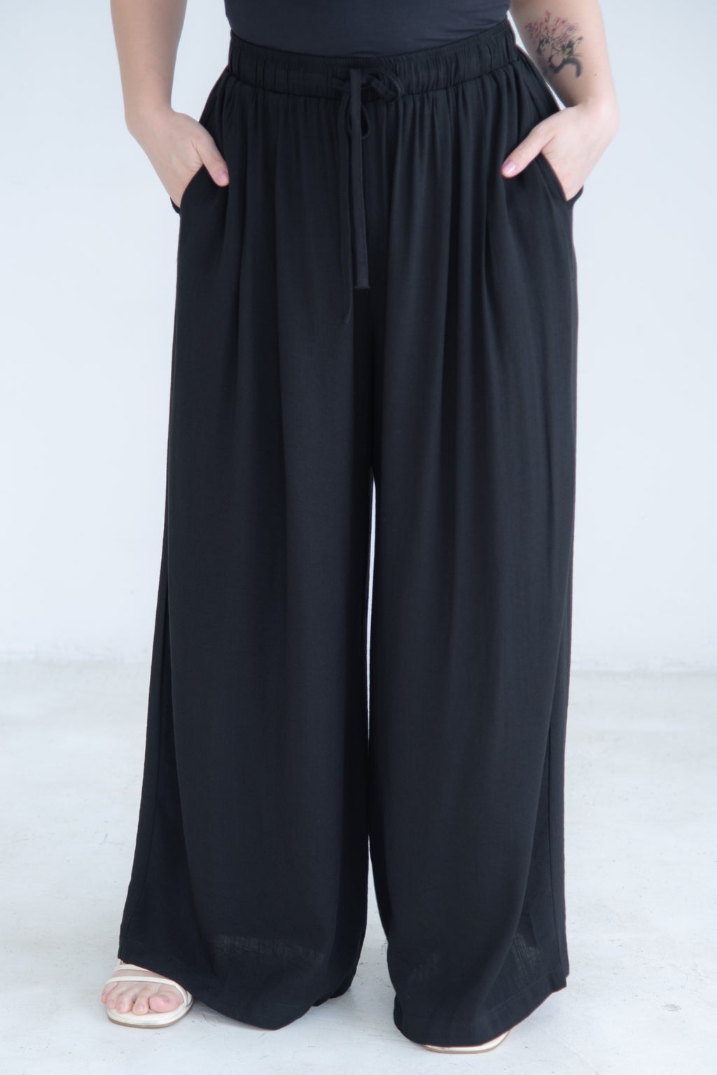 Linen-Look Wide Leg Trousers